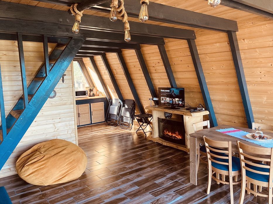 A-typic Nature-cabana tip A cu ciubăr de inchiriat in Rachitele, Cluj