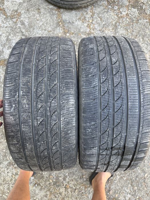Зимни гуми 255 35 R19