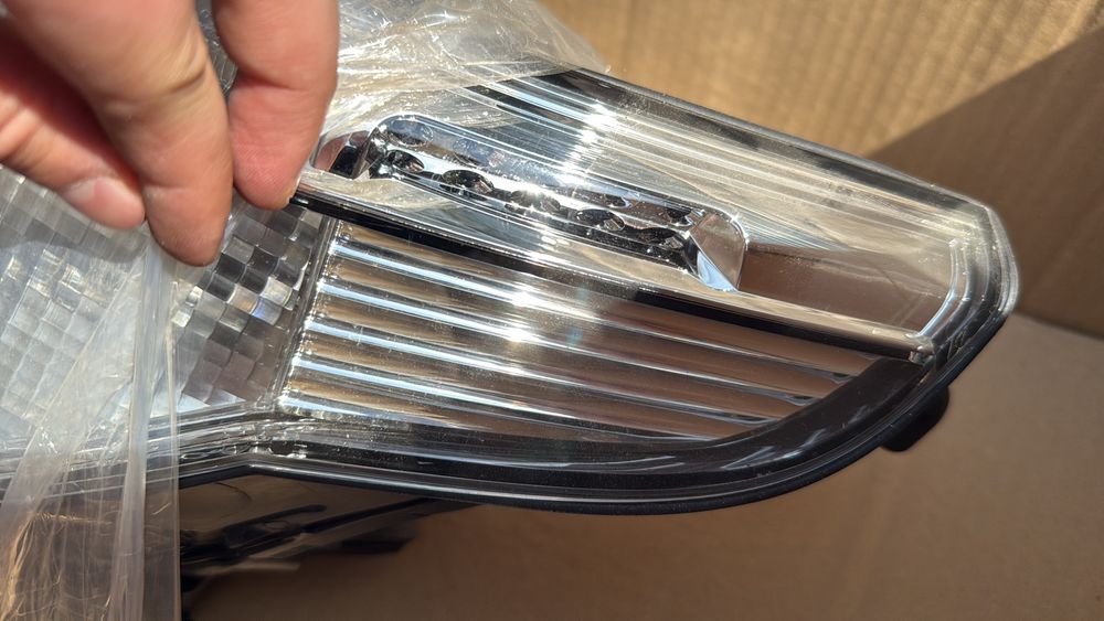 Фары Е60 передние