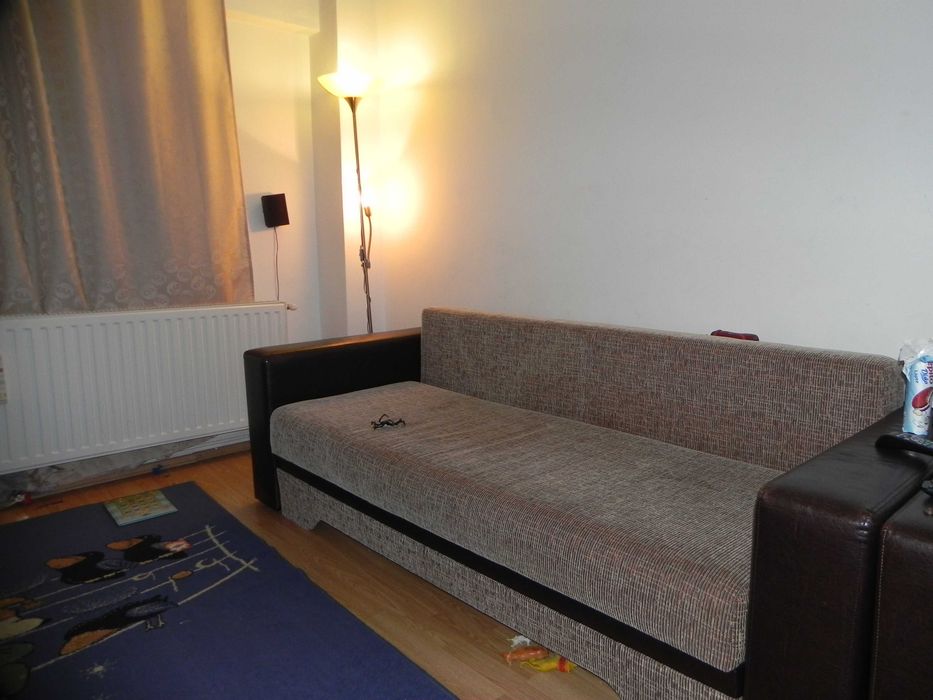 Apartament 2 camere de inchiriat, str Toamnei