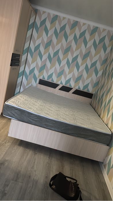 Продам матрас ортопедический на двухспальную кровать