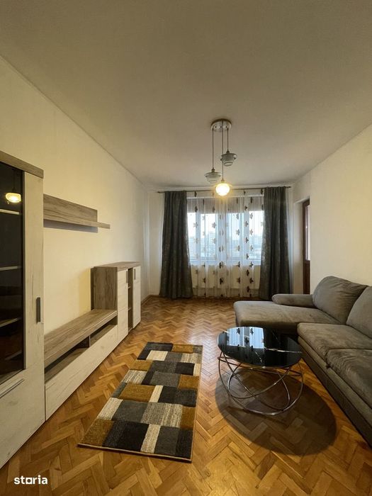 Apartament 3 camere Cetate str Closca