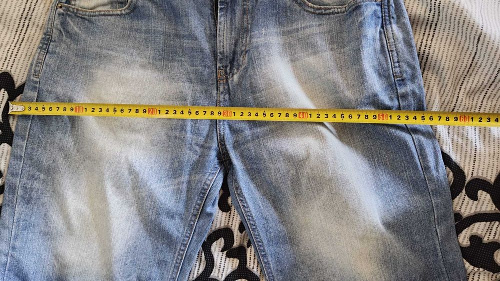 Pantaloni scurti Pull&Bear 42