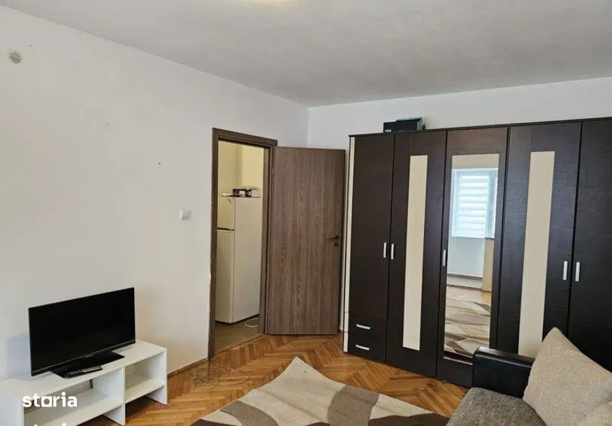 Apartament 1 camera, zona Modern - Lunei