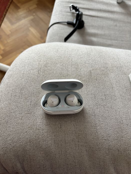 Samsung Galaxy Buds r170n