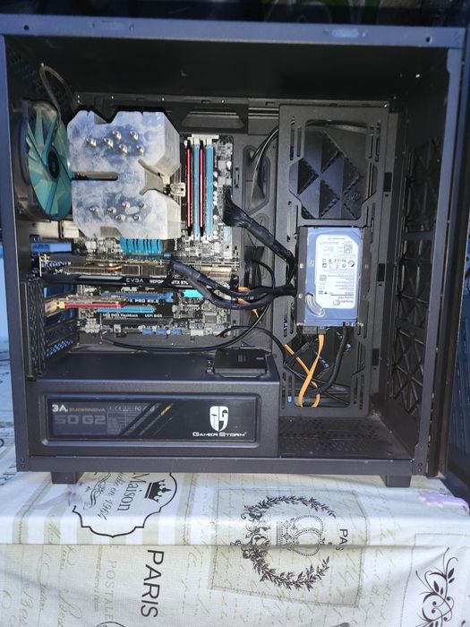 Компютър в перфектно състояние + опция за волан logitech g27