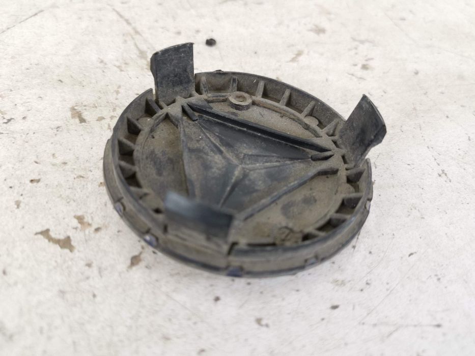 Оригинален капак за джанта в добро състояние / Originalen kapak za dzh