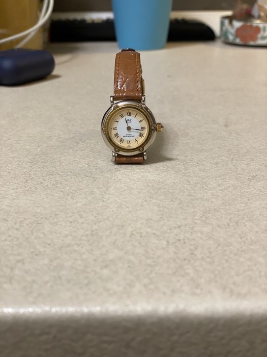 Ceas de dama jaz Paris !