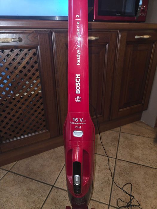 Прахосмукачка безкабелна Bosch serie 2