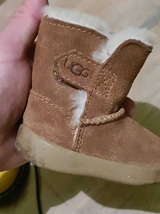 incaltari ghete cizme bocanci papuci copii baiat fata 0-5 ani UGG BOGS