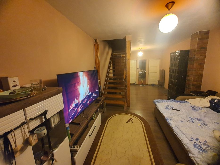 Vând casa în Minis