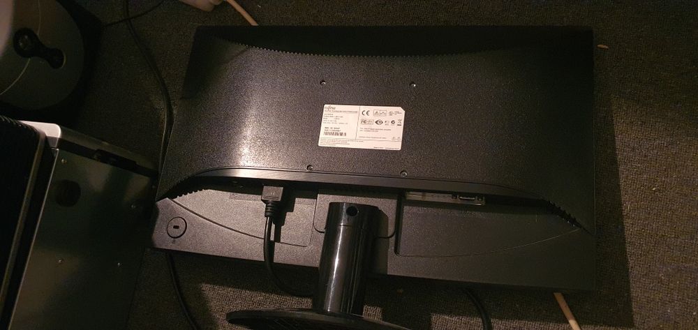 Vand monitor pc fujitsu