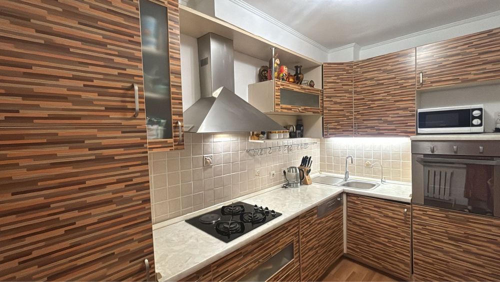 Кухонный гарнитур