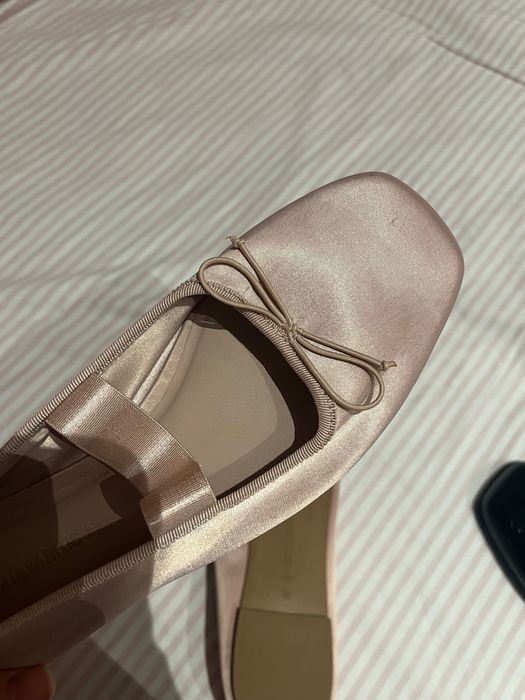 черные ,розовые балетки