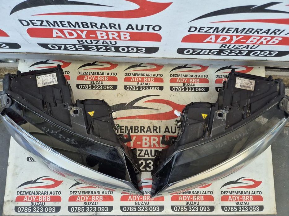 far dreapta audi a8 4h cu xenon si led