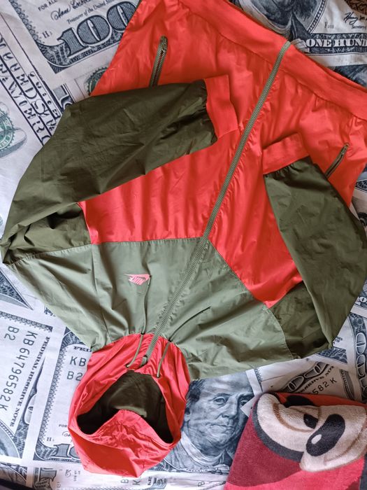 Оригинальная ветровка Nike