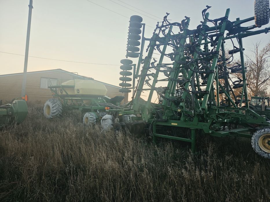 Продам посевной комплекс джон дир