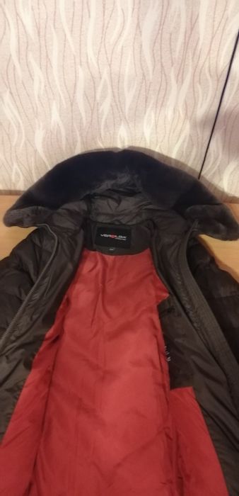 Продам женский пуховик