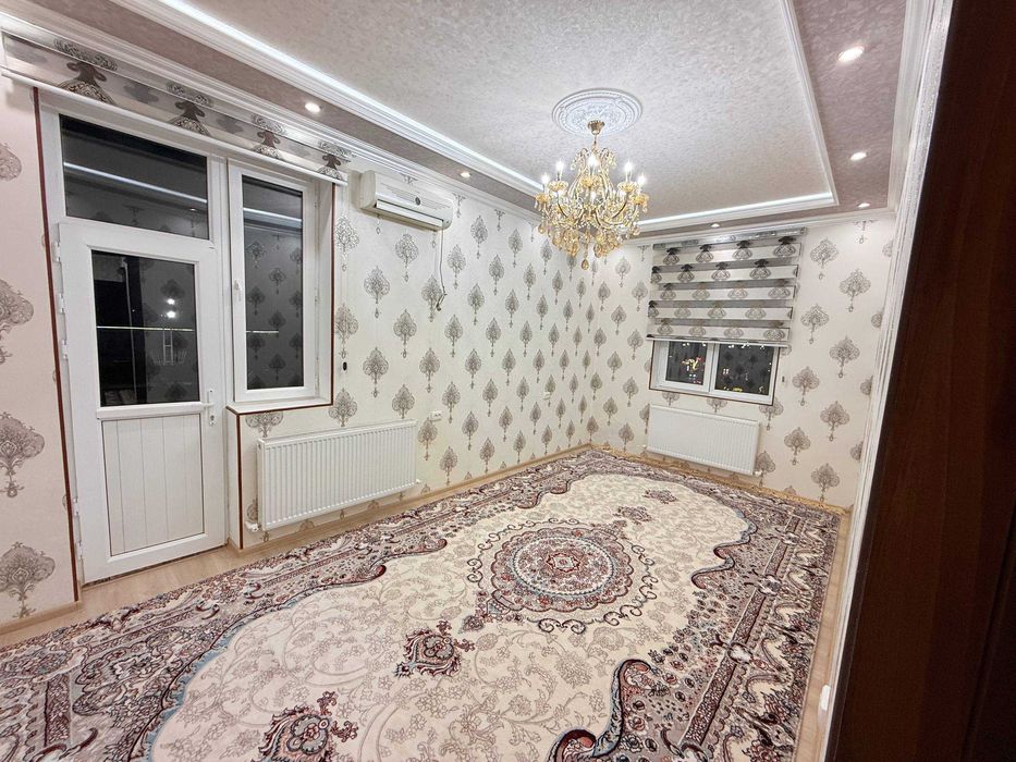 Продаётся 3х переделан в 4х комн квартира на 3 этаже Ор-р Зарафшан