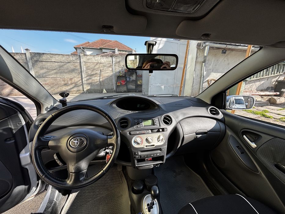 Toyota Yaris 2004