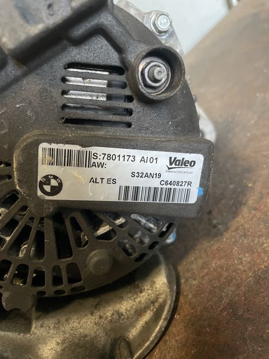Динамо /алтернатор за бмв/BMW X5 3.0 2008