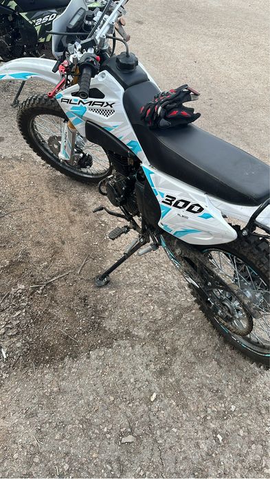 Продам эндуро 300куб