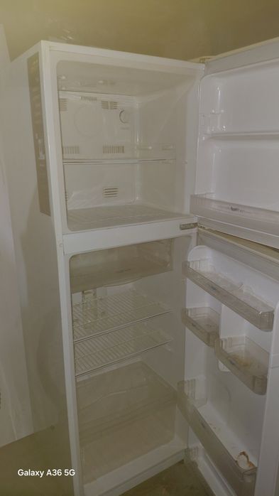 Продам холодильник самсунг