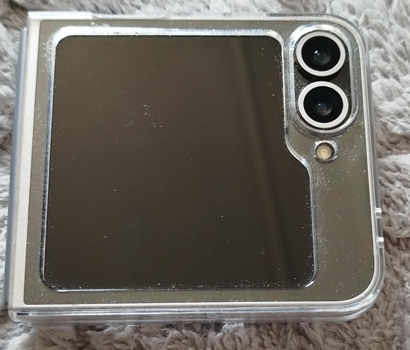 Продам телефон сотовый Flipp 6