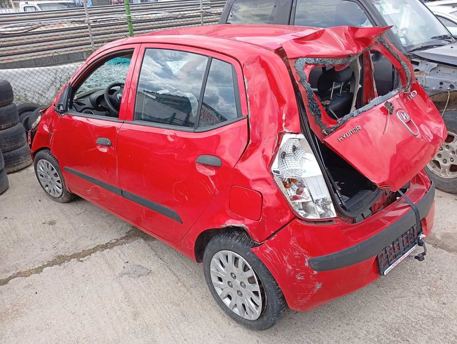 Hyundai i10 1.1 бензин 65к.с. 2010г. На части