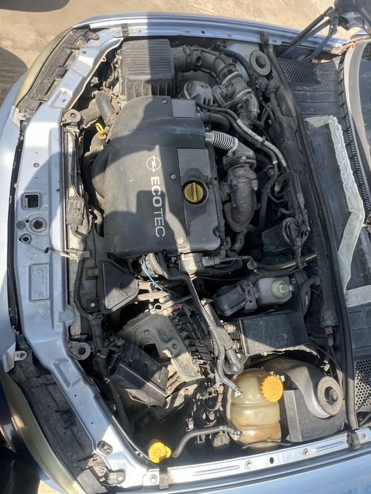 Opel Vectra B 2.0 НА ЧАСТИ