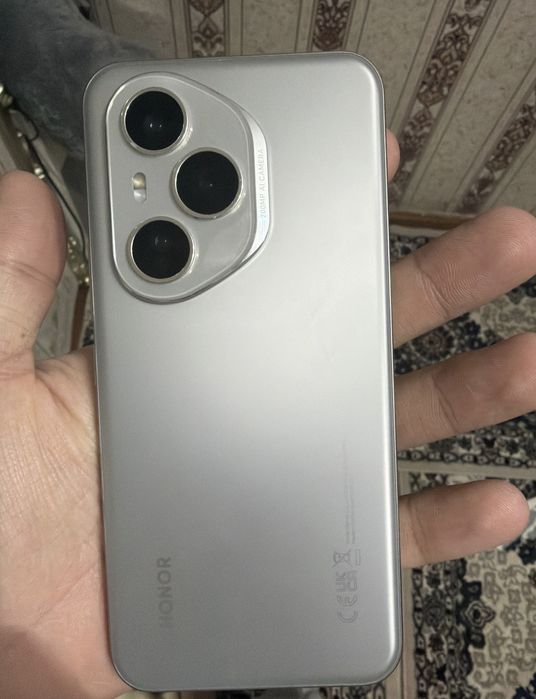 Honor 400 pro 12/512 full ideal holatda