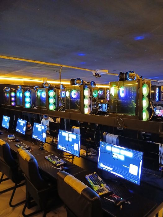 Tayyor Gameclub uchun 50ta kompyuter