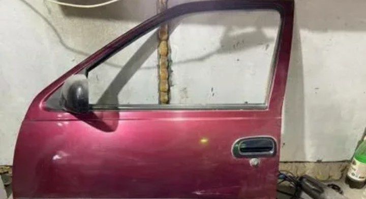 Двери бампер Некси 1 продам