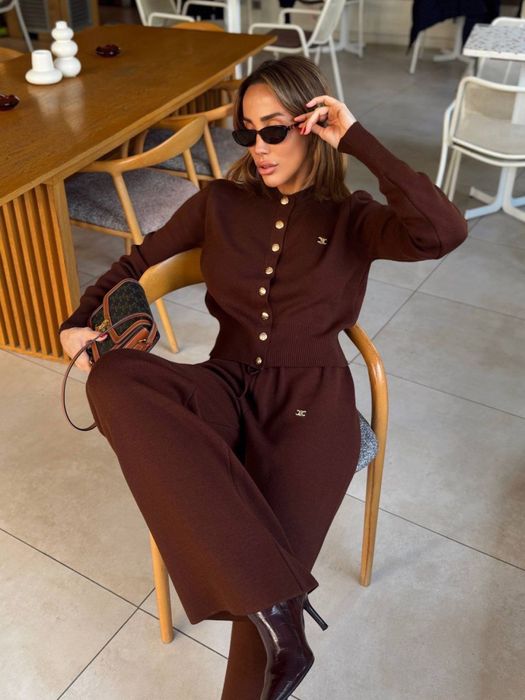 Дамски комплект от плетиво