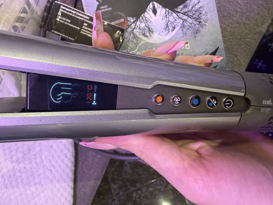 Dyson airstraight  HT01