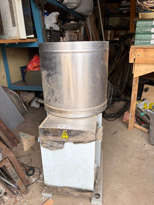 Продам картофелечистку