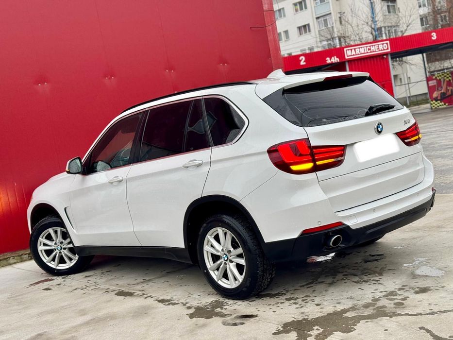 Bmw X5 2.0 X-drive carte service