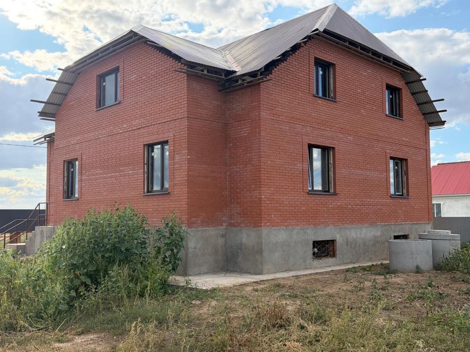 Срочно продаю хороший коттедж! ДЁШЕВО!!!