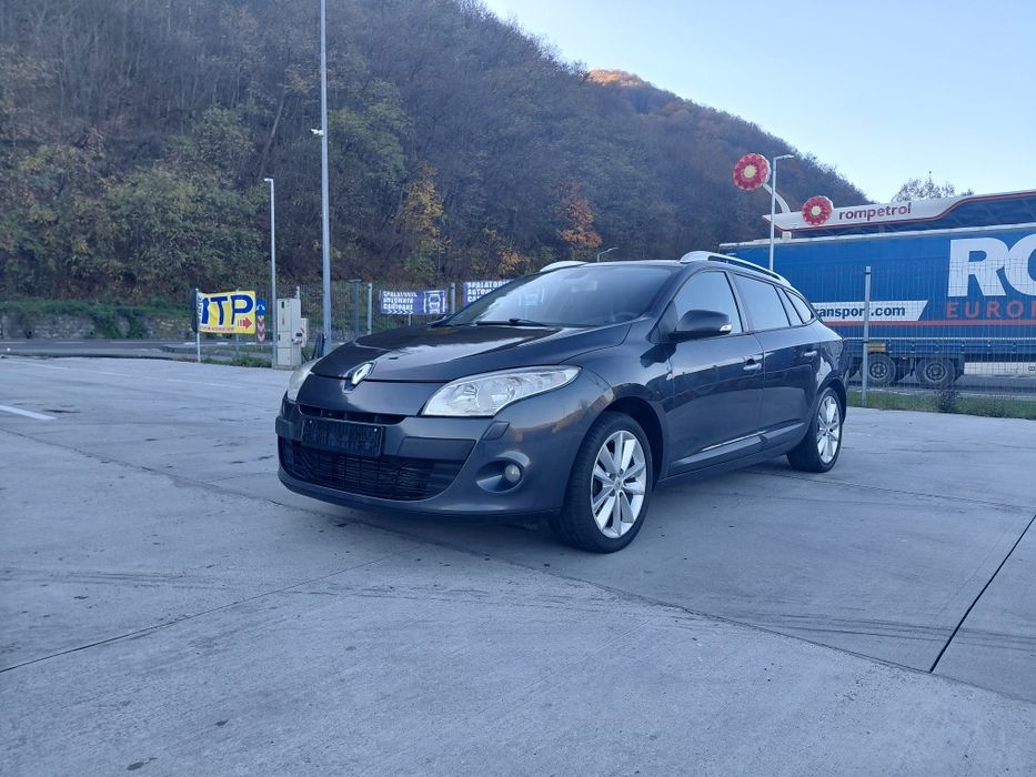 Renault megane 1,9 diesel  an 2010 euro 5  full dotarii
