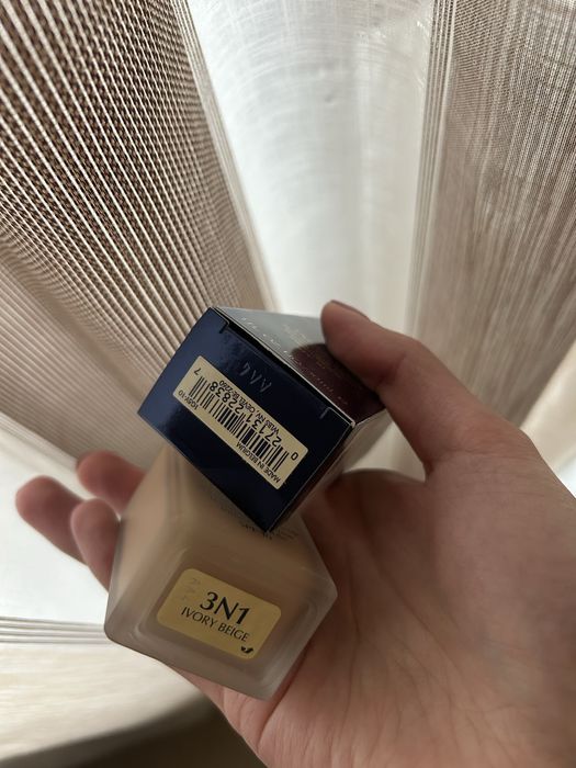 Фон дьо тен Estee Lauder Double Wear 3N1 Ivory Beige