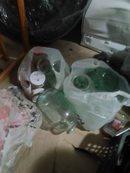 Отдам бесплатно 2 ковра