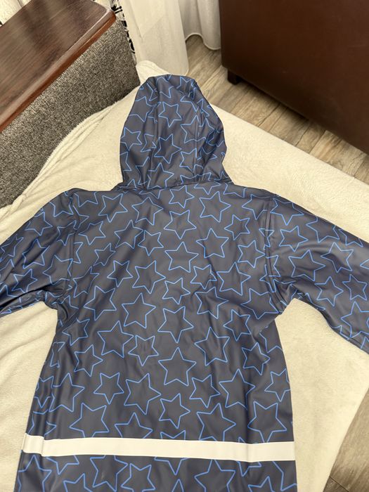 Vand costum impermeabil ploaie marimea 110 geaca 116 pantalonul
