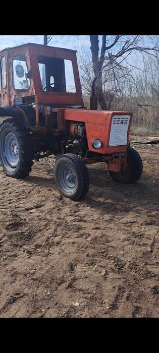 Продам трактор Т25