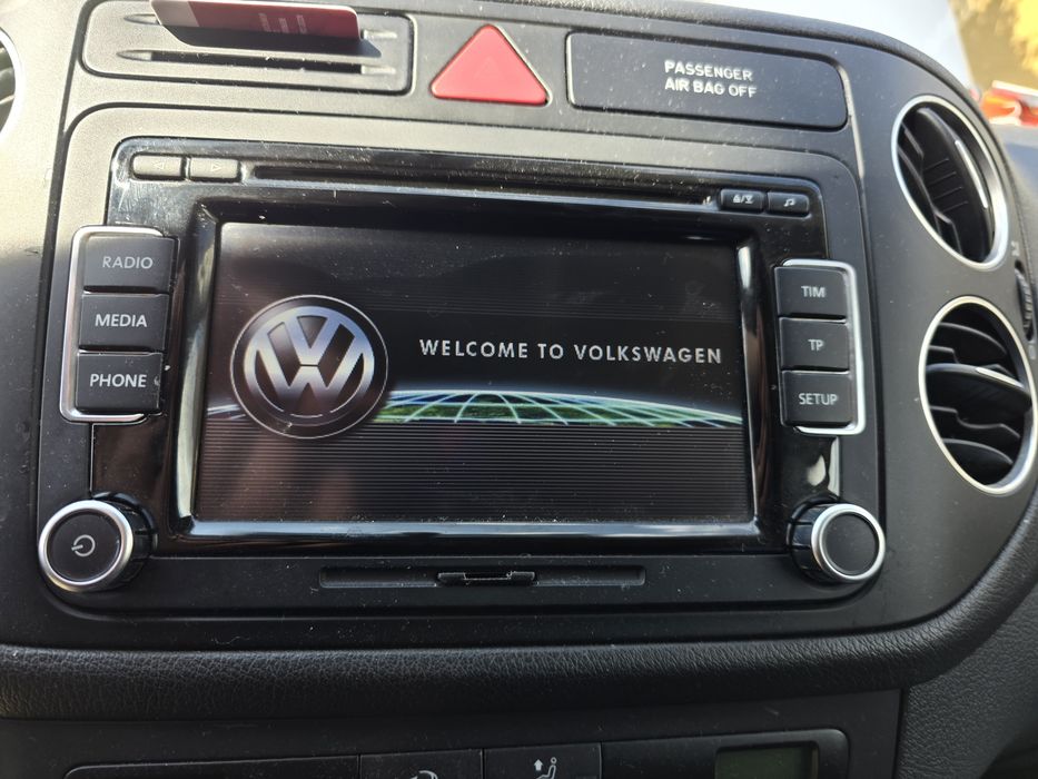 Vând navigație Vw