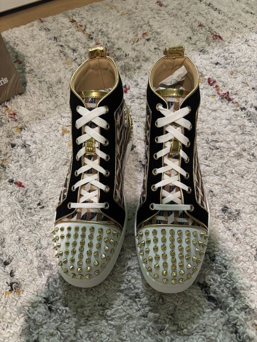 Christian Louboutin  marime 44
