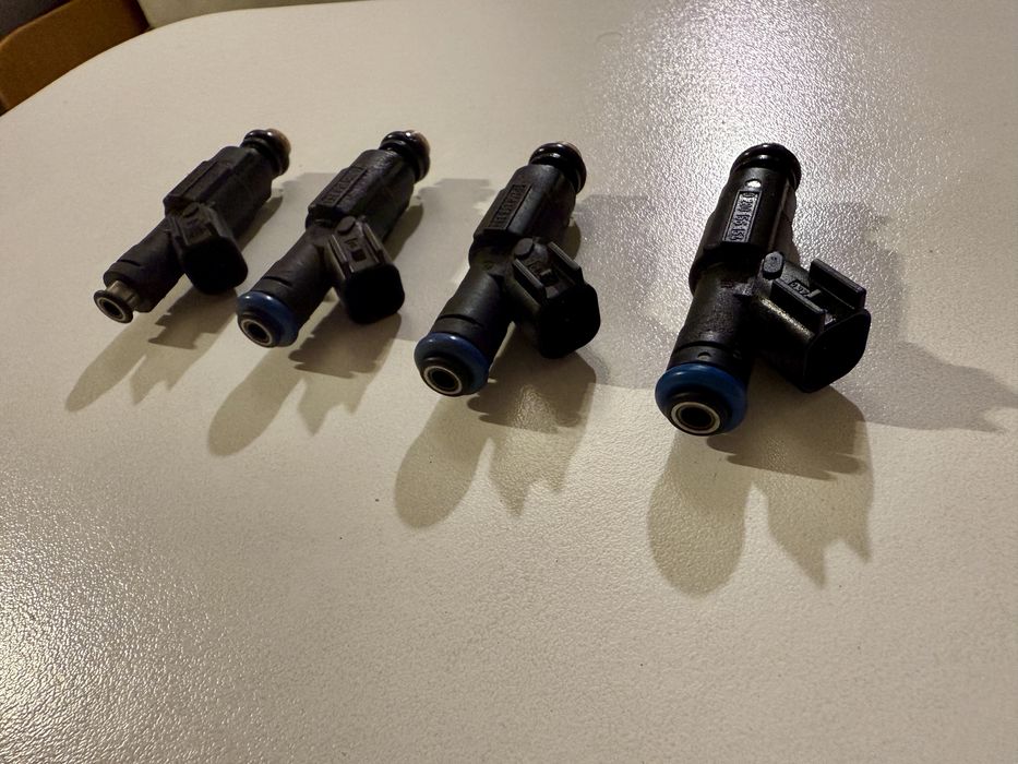 Оригинални дюзи свалени от Форд фокус 2.0 бензин