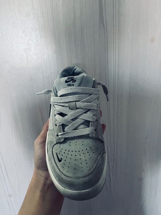 продам кроссовки Nike Forse 58