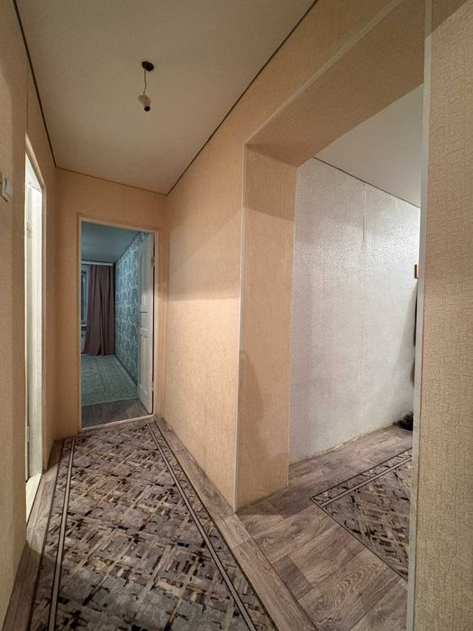 Продам 2х комн кв Сазда кирпичный дом