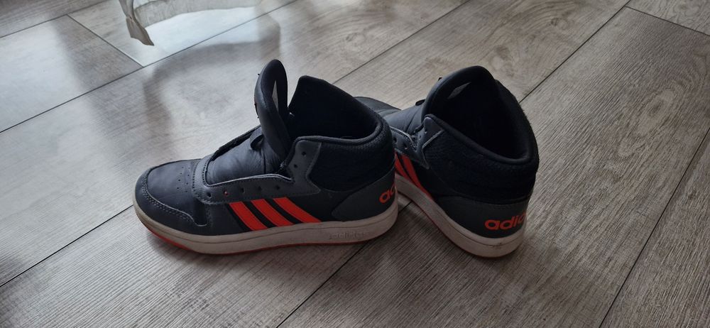 Adidas pantofi sport 35