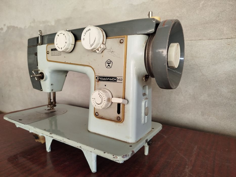 Тикув машинаси сотилади